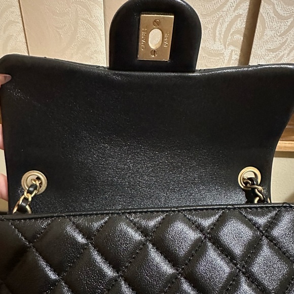 Chanel NIB Pearl Crush Black Mini Rectangle in Age Gold Hardware - Picture 10 of 11